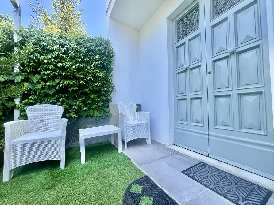 Immagine 2 di Casa bifamiliare in vendita  in SS439 a Buti