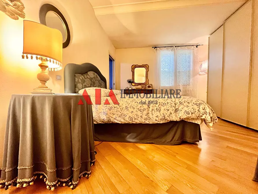 Immagine 13 di Casa bifamiliare in vendita  in Via Venezia a Pontedera