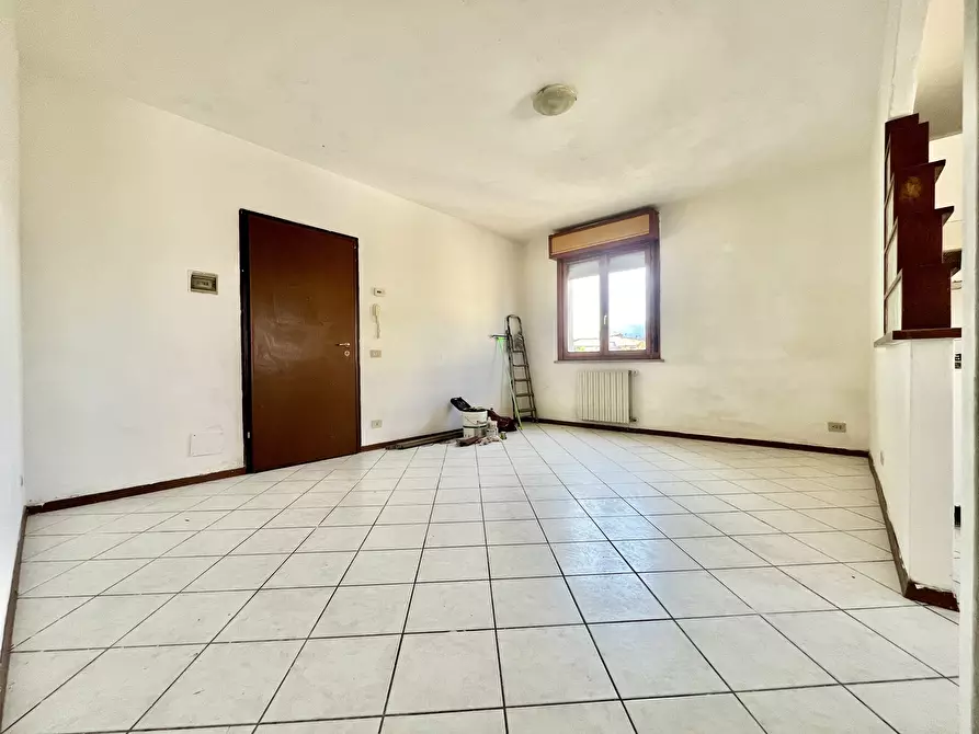 Immagine 6 di Quadrilocale in vendita  in Via Giuseppe Garibaldi 104A a Calcinaia