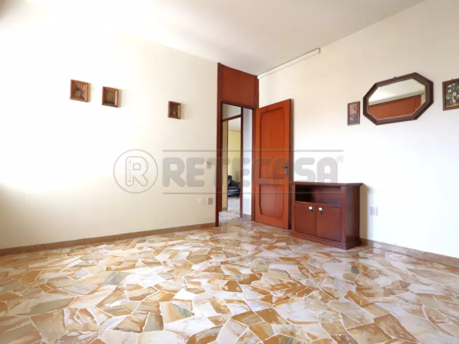 Immagine 39 di Bilocale in vendita  in Via Valerio Belli 39 a Vicenza