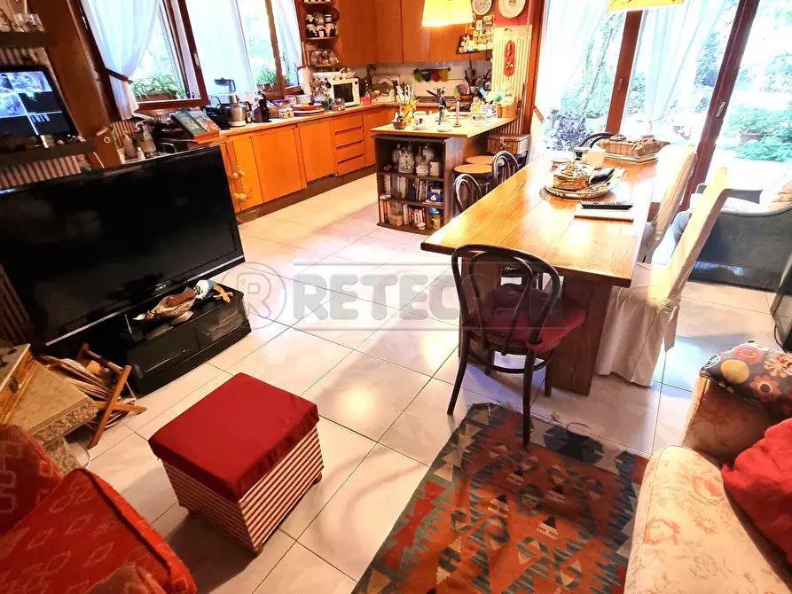 Immagine 10 di Villa in vendita  a Montesilvano