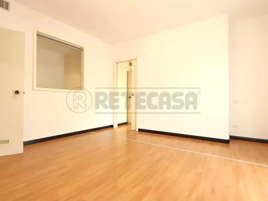 Immagine 11 di Ufficio in affitto  in Contrà San Bortolo 85 a Vicenza