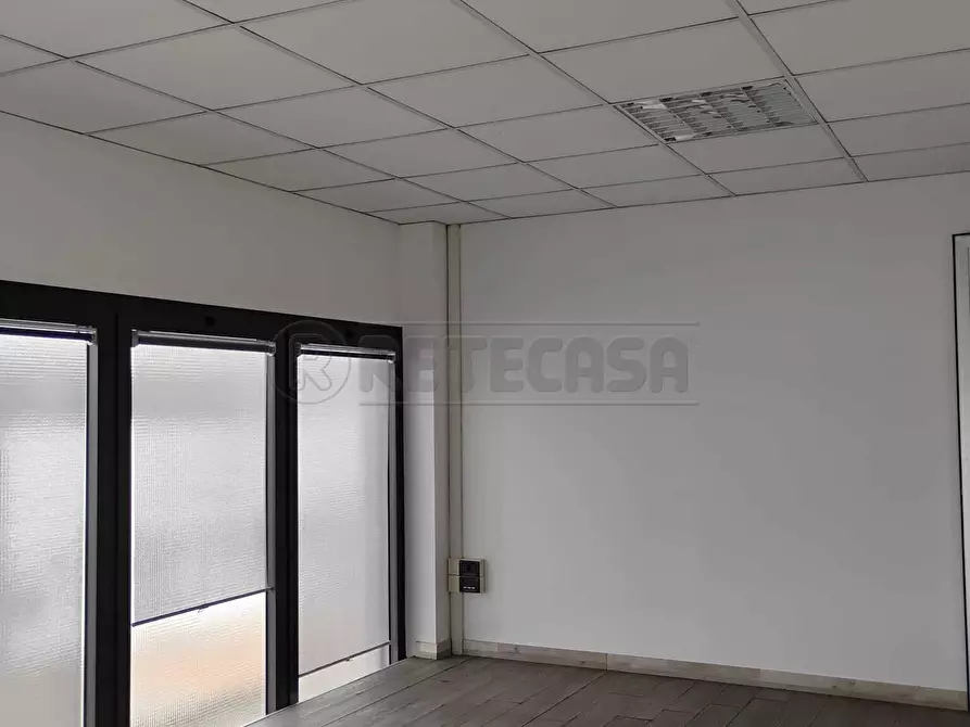 Immagine 13 di Attività artigianale in affitto  in Via Cà Sordis a Montebello Vicentino