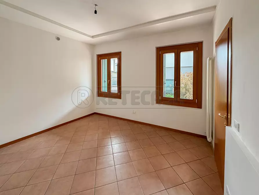 Immagine 17 di Appartamento in vendita  in Via San Nicola a Creazzo