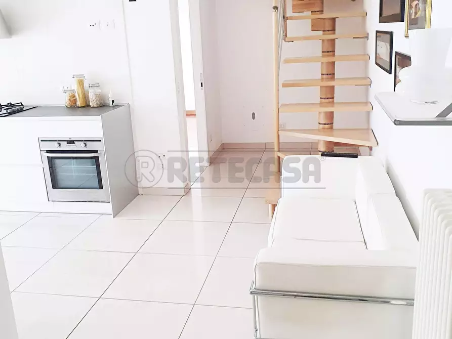 Immagine 28 di Appartamento in affitto  a Pescara