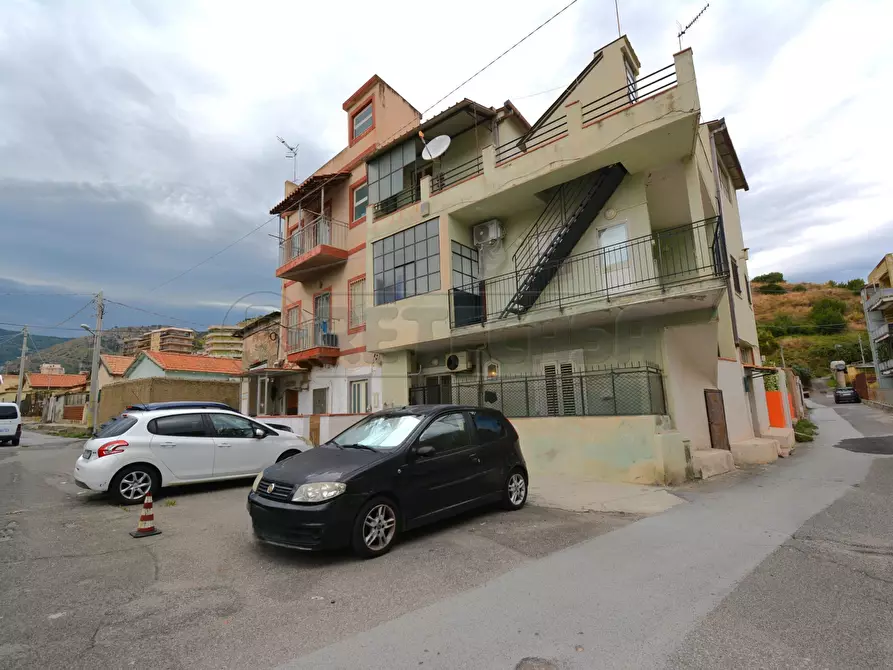 Immagine 1 di Trilocale in vendita  in Via Molino 11 a Messina