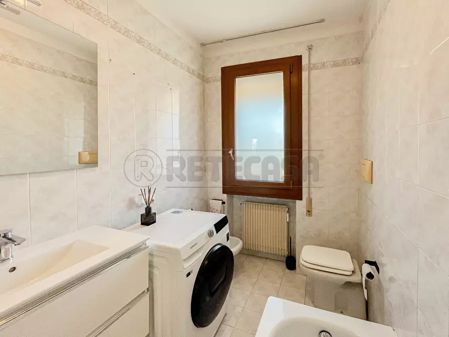 Immagine 21 di Appartamento in affitto  in Via Rimini a Altavilla Vicentina