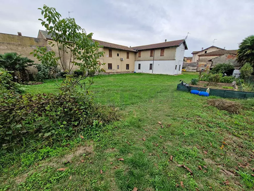 Immagine 10 di Terreno industriale in vendita  in Viale Europa a Acquanegra Cremonese