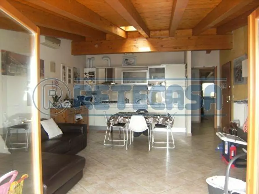 Immagine 4 di Bilocale in vendita  a Sorisole