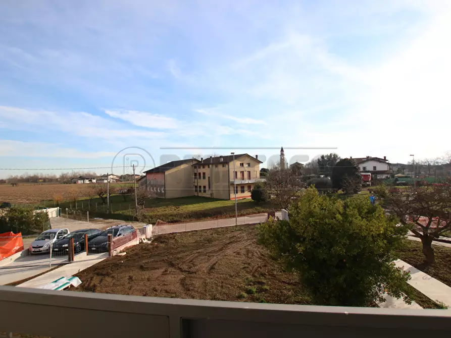 Immagine 11 di Porzione di casa in vendita  a Caldogno