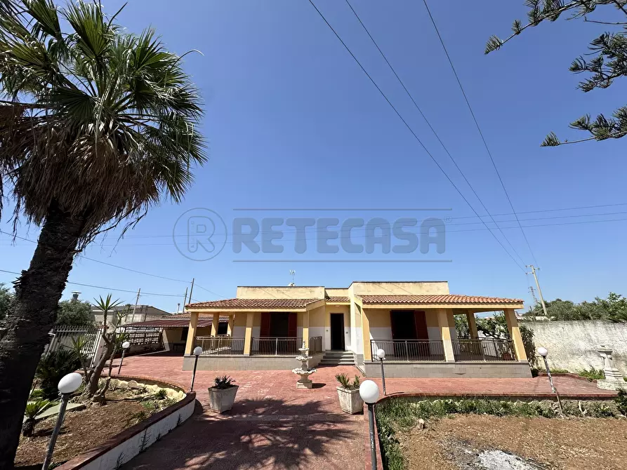 Immagine 2 di Villa in vendita  a Mazara Del Vallo