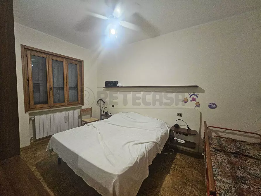 Immagine 8 di Trilocale in vendita  a Bardolino