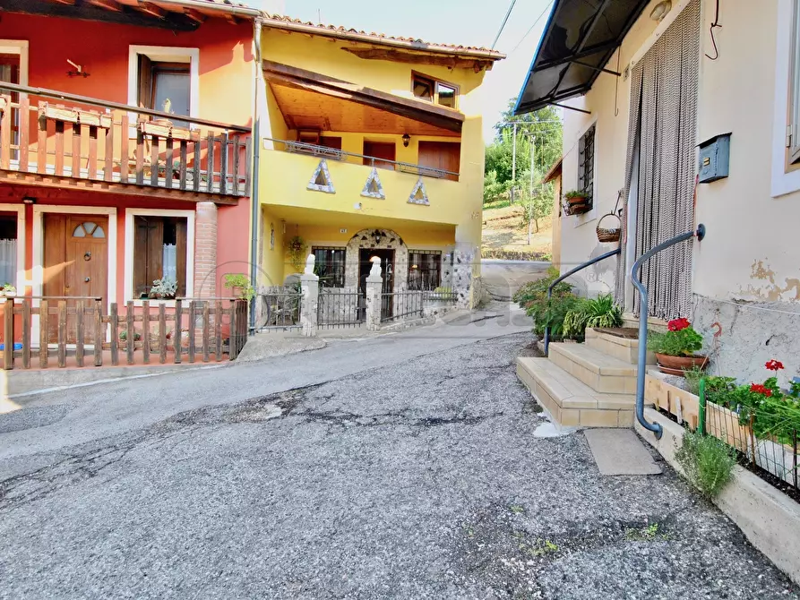 Immagine 5 di Casa semindipendente in vendita  in via capitello 47 a Brogliano