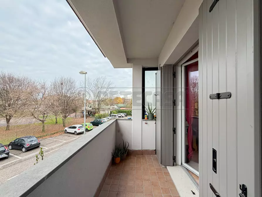 Immagine 12 di Bilocale in vendita  in Via Marinai d'Italia a Creazzo