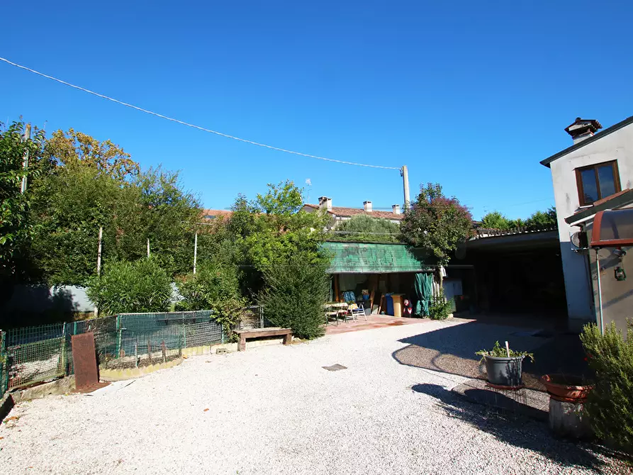 Immagine 29 di Porzione di casa in vendita  in strada del tormeno a Vicenza