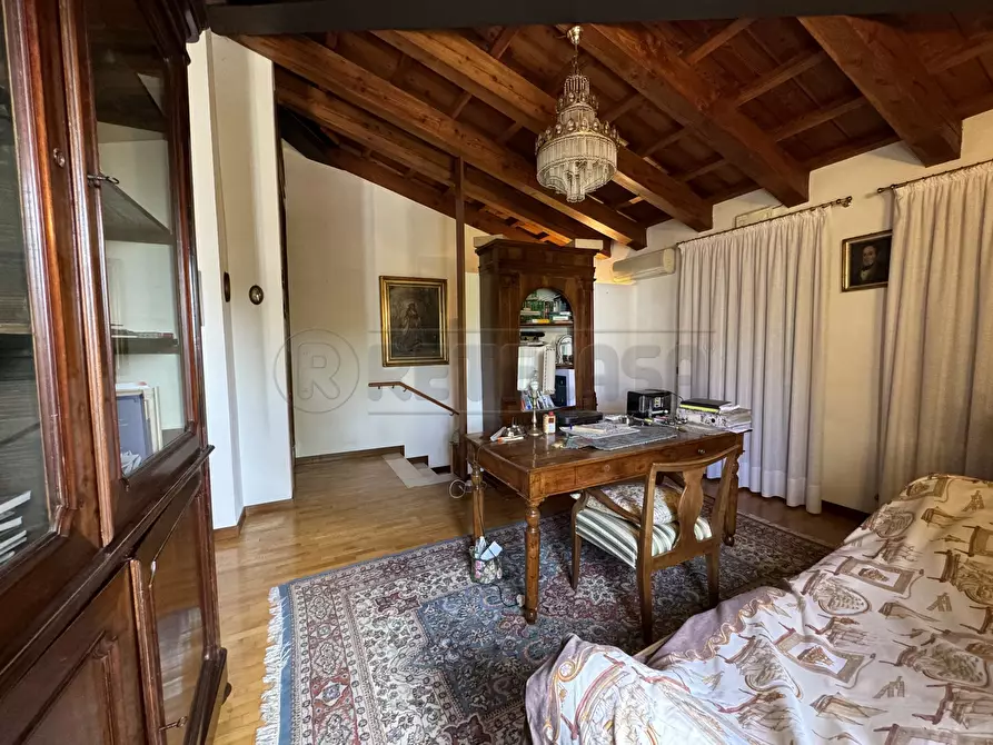 Immagine 20 di Villa in vendita  a Mirano