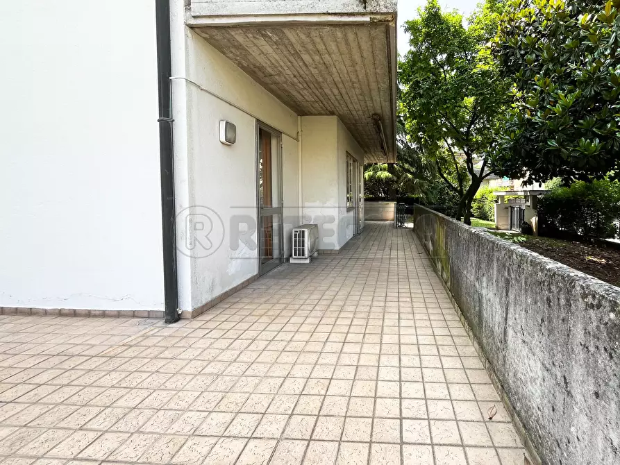 Immagine 24 di Trilocale in vendita  in Via Giacomo Puccini a Altavilla Vicentina