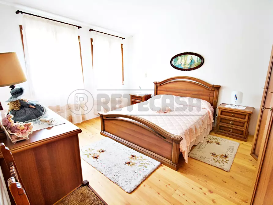 Immagine 9 di Porzione di casa in vendita  a Crespadoro