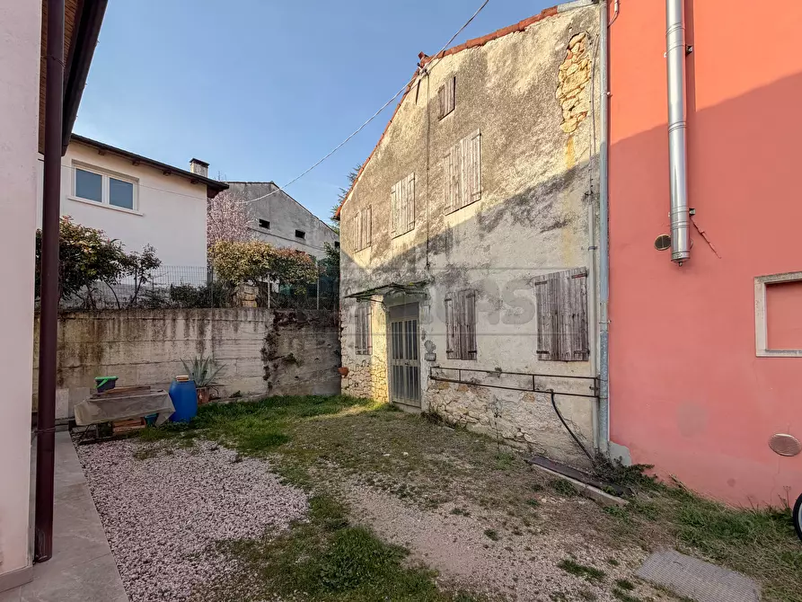 Immagine 8 di Rustico / casale in vendita  in Via Vicolo Castello a Monteviale