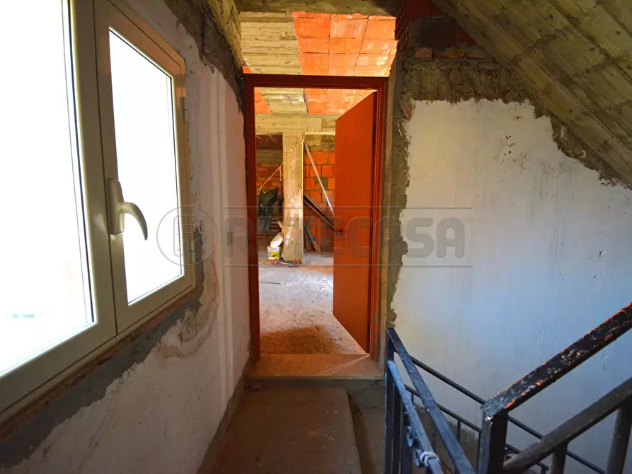Immagine 11 di Quadrilocale in vendita  in Via Canale Torre Faro 12 a Messina