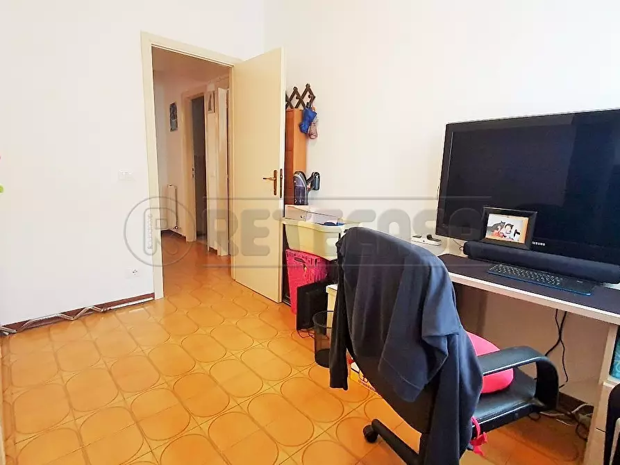 Immagine 14 di Trilocale in vendita  in Via dei Lecci a Viareggio