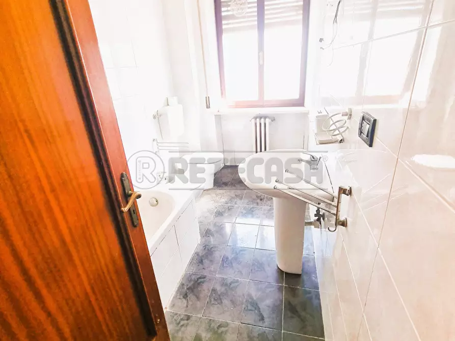 Immagine 13 di Quadrilocale in vendita  a Pescara