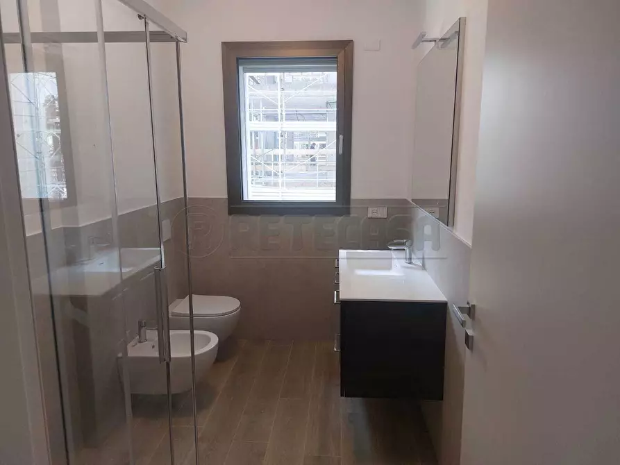 Immagine 5 di Bilocale in affitto  a Bergamo