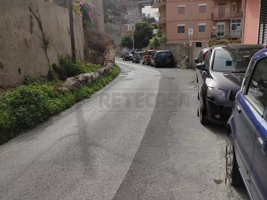 Immagine 4 di Bilocale in vendita  in Via Comunale Bordonaro 13 a Messina