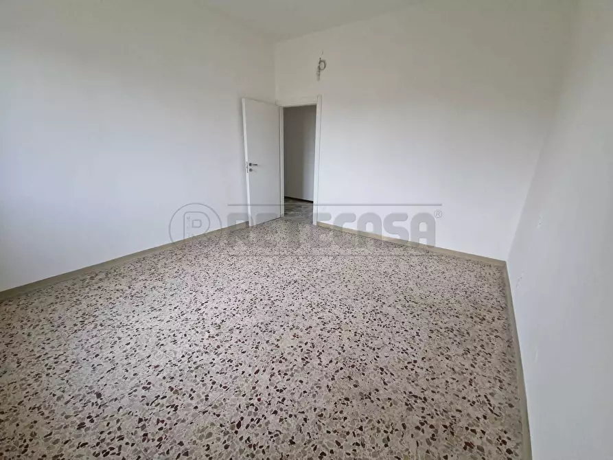 Immagine 9 di Quadrilocale in vendita  in VIA BERGAMO a Cremona