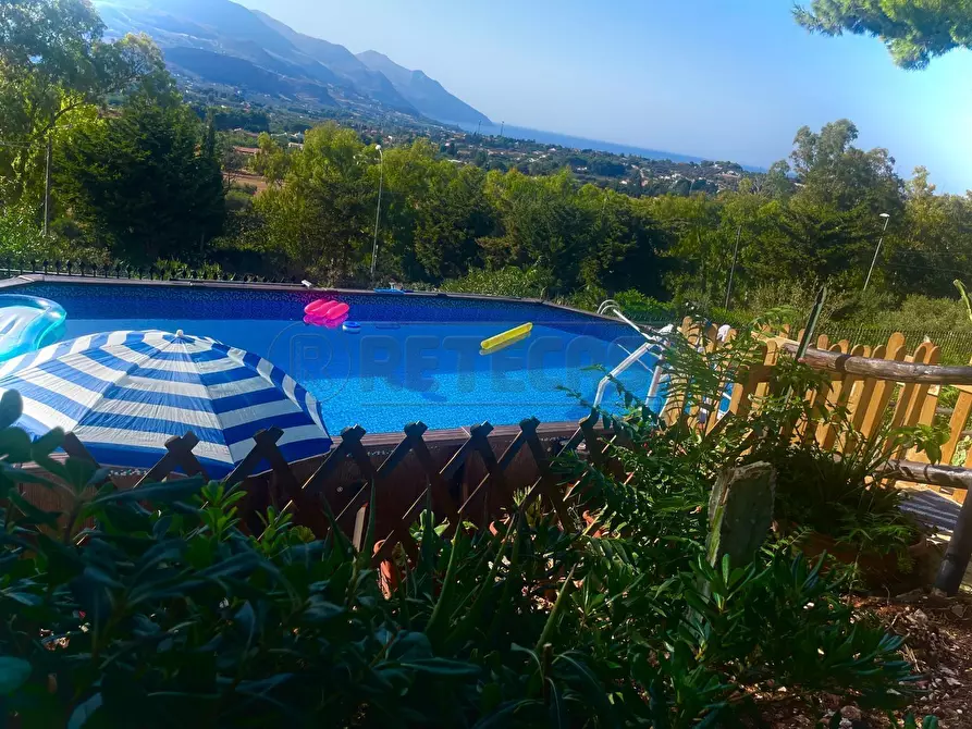 Immagine 39 di Villa in vendita  a Castellammare Del Golfo