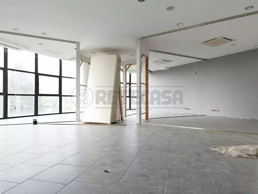 Immagine 20 di Ufficio in affitto  a Vicenza