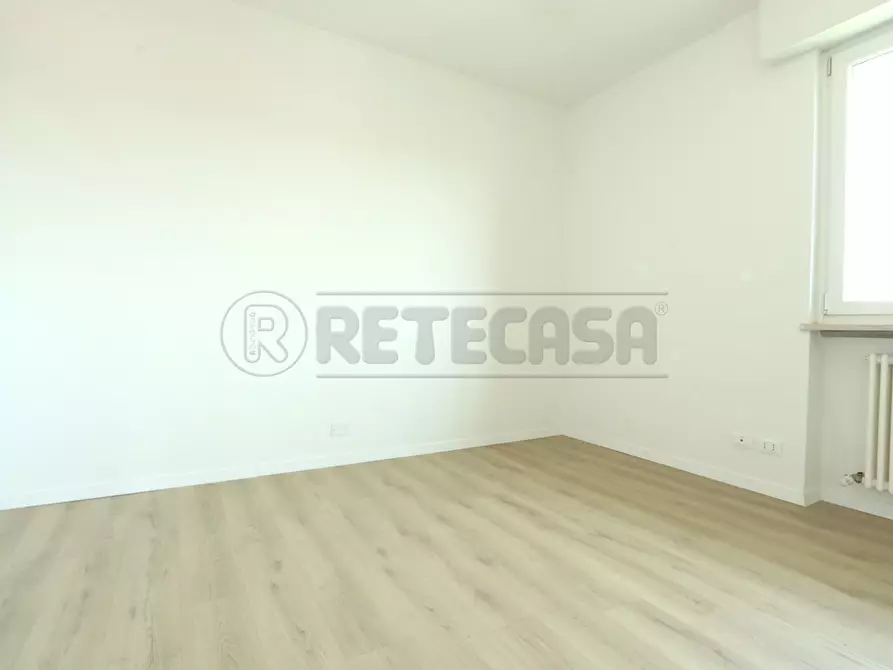 Immagine 26 di Attico in affitto  in Via Cimone 9 a Vicenza