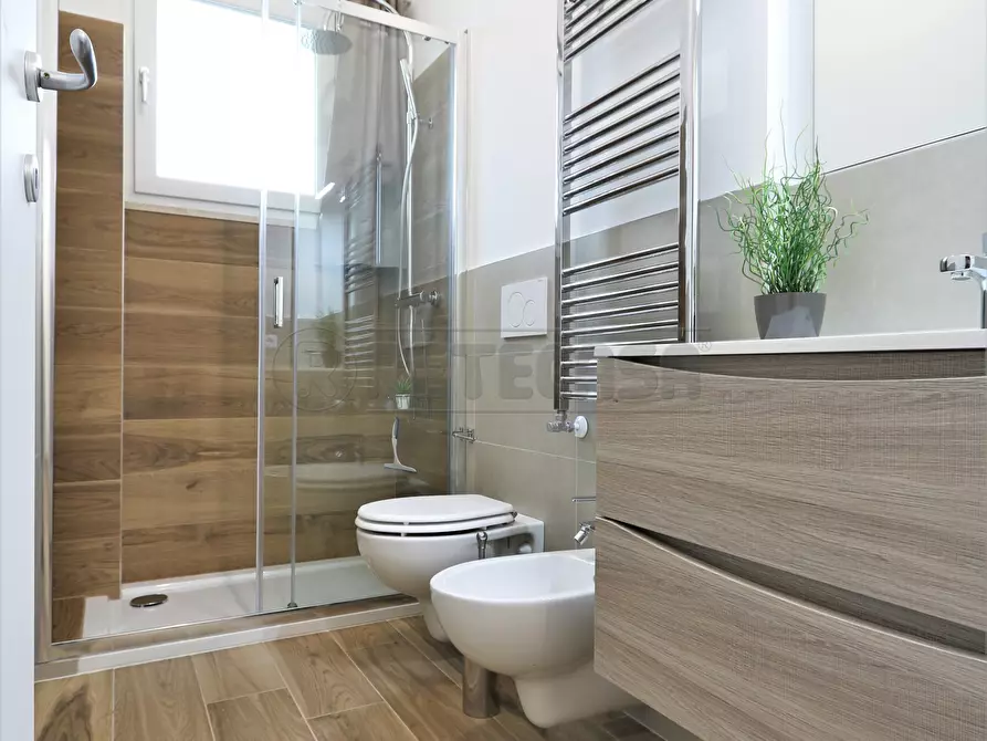 Immagine 43 di Stanza singola in affitto  a Vicenza