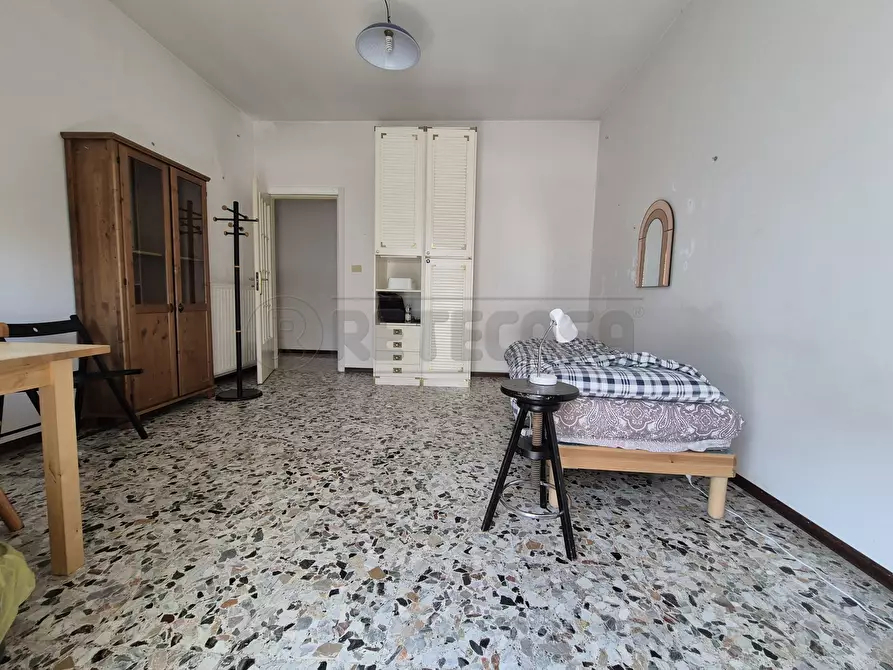 Immagine 19 di Quadrilocale in vendita  in Via Olona a Cremona