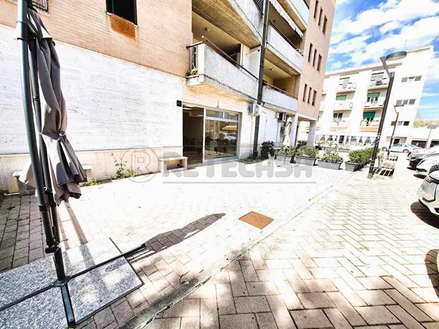 Immagine 14 di Locale commerciale in vendita  in Via Tirino 179 a Pescara