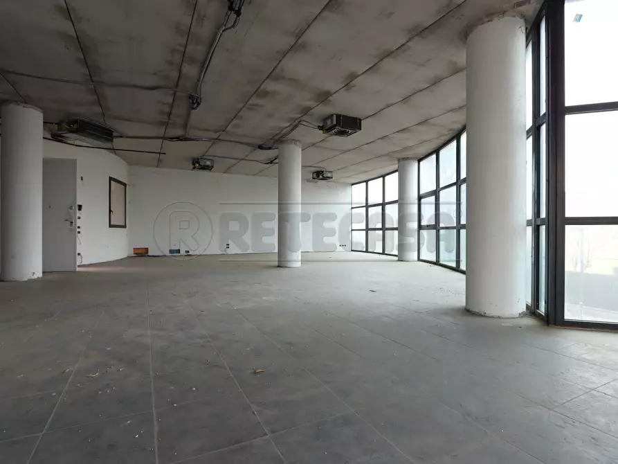 Immagine 43 di Ufficio in affitto  a Vicenza