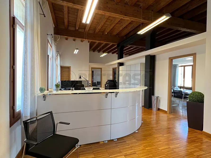 Immagine 2 di Ufficio in affitto  in Via F. Crispi 2 a Barbarano Mossano