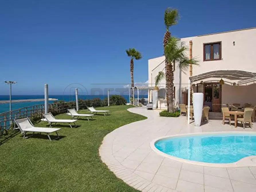 Immagine 15 di Albergo/B&B/Residence in vendita  a Balestrate