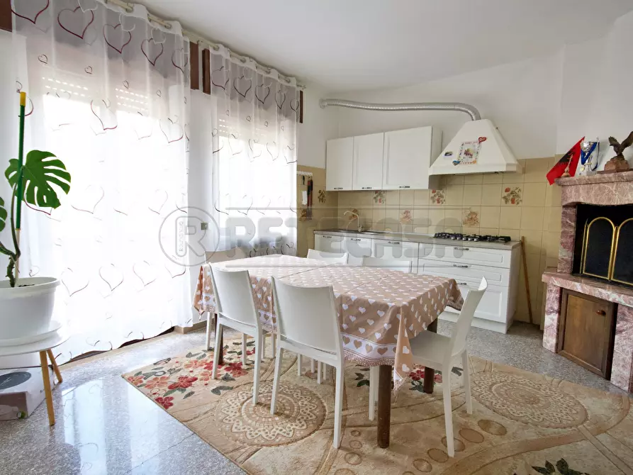 Immagine 2 di Trilocale in vendita  in Via Campanile 11 a Chiampo