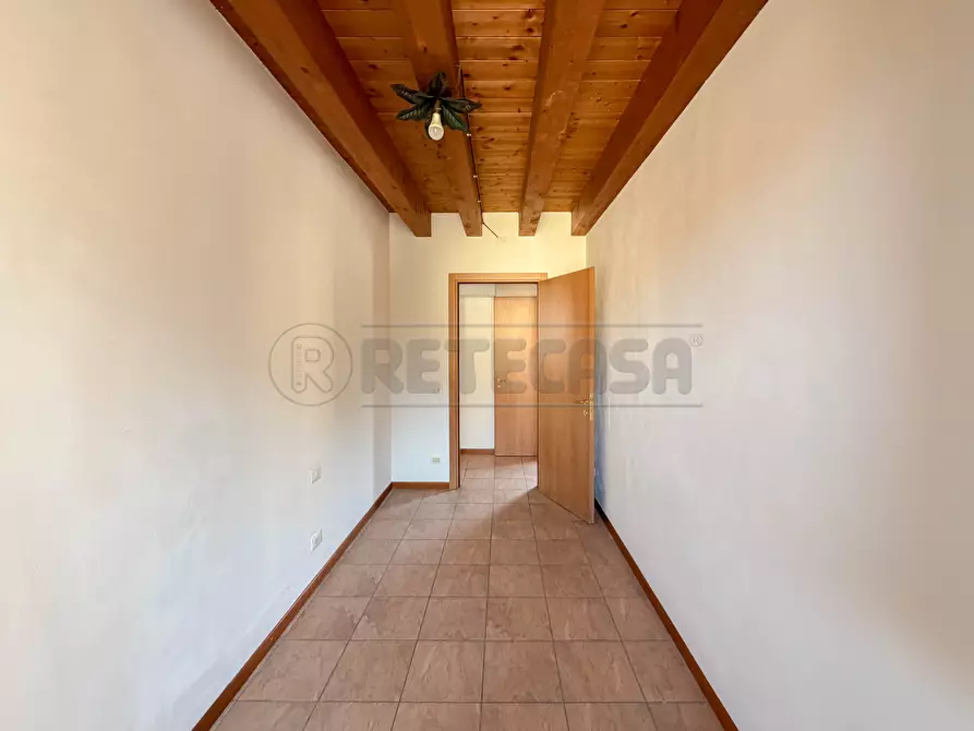 Immagine 11 di Bilocale in vendita  in Via IV Novembre a Sovizzo