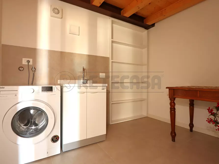 Immagine 20 di Attico in affitto  in Corso Antonio Fogazzaro 43 a Vicenza