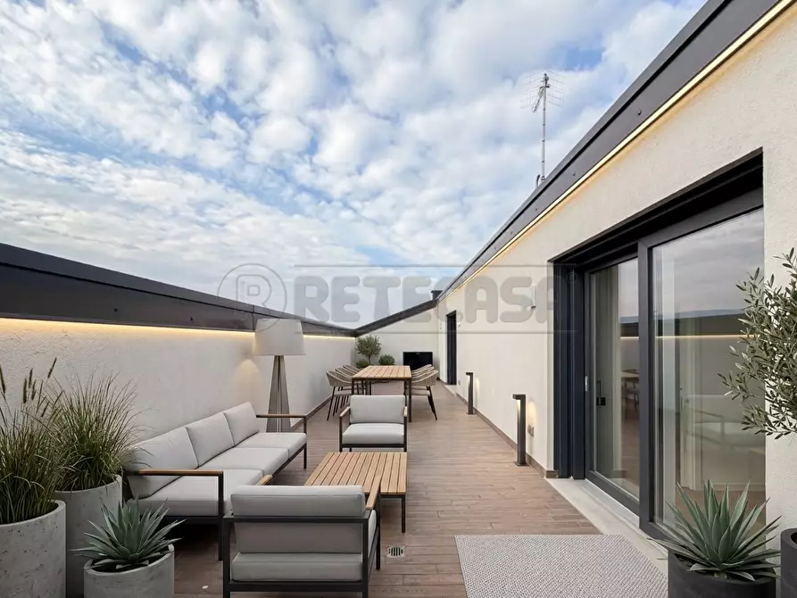 Immagine 36 di Appartamento in vendita  in Via F. Magellano a Creazzo