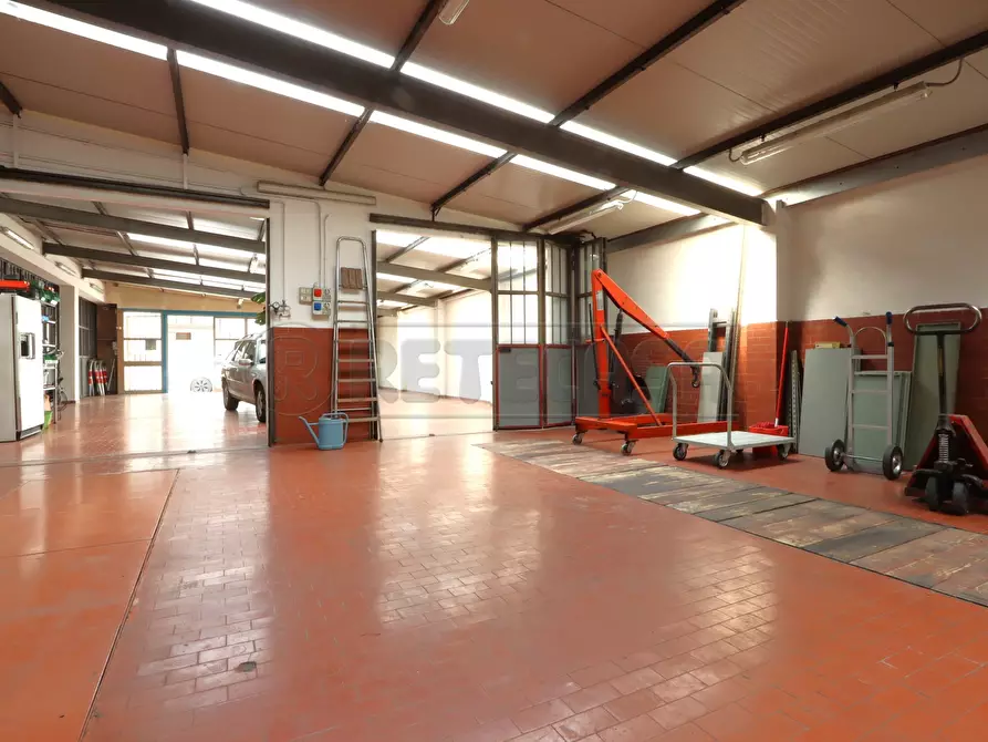 Immagine 4 di Laboratorio in vendita  in Via Fratelli Albanese 20 a Vicenza