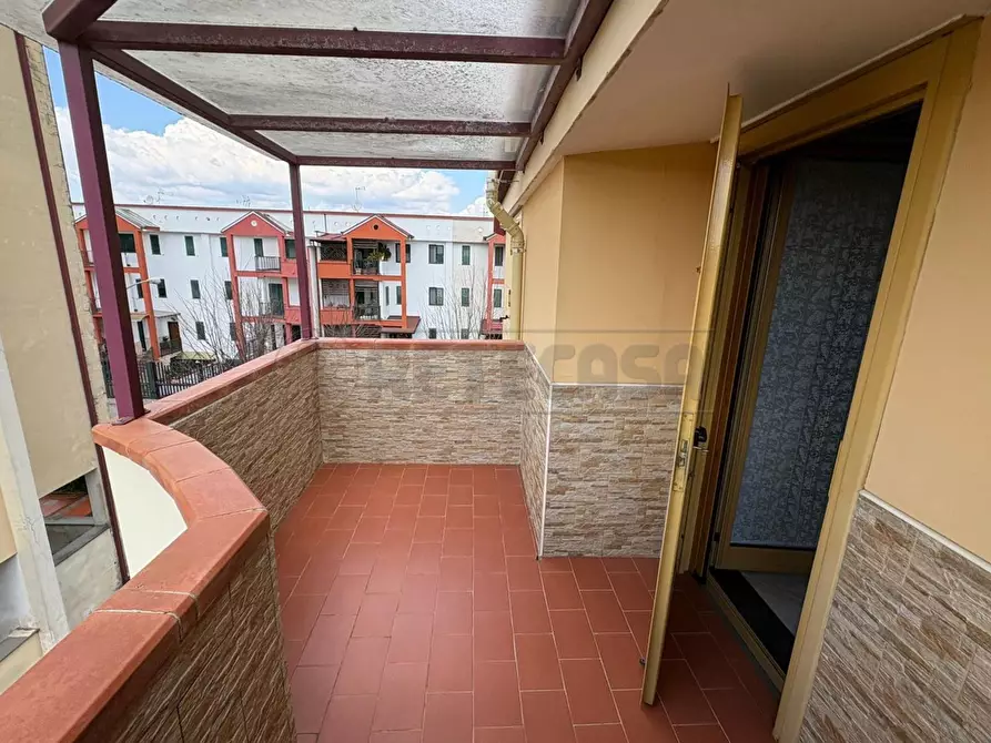 Immagine 49 di Villetta a schiera in vendita  in Via Giudice Falcone a Marcianise