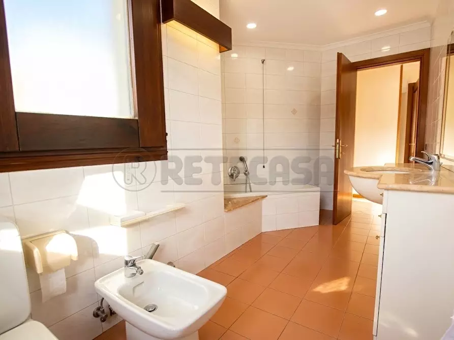 Immagine 25 di Porzione di casa in vendita  in Via Monte delle Rose a Arcugnano