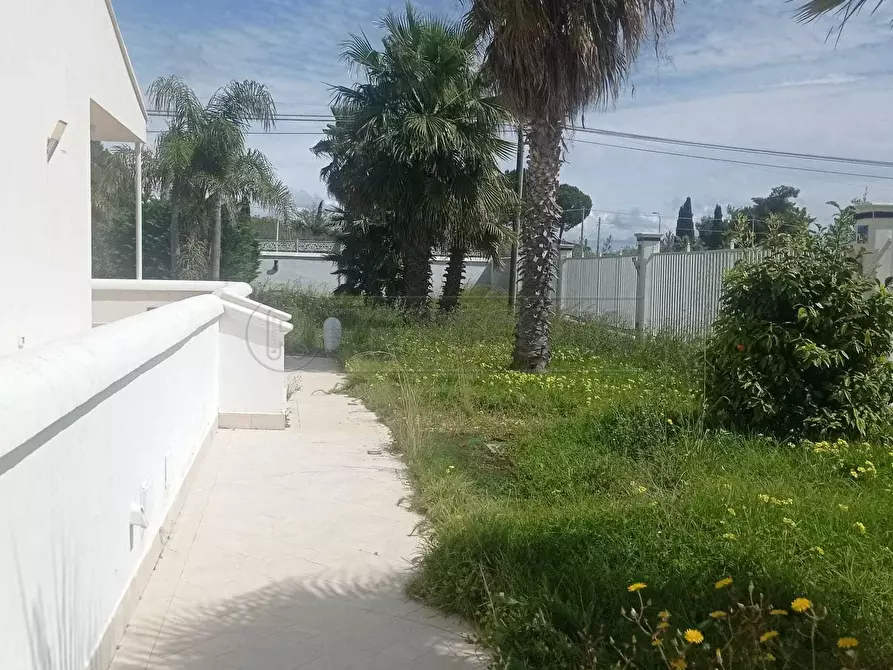 Immagine 10 di Villa in vendita  a Castelvetrano