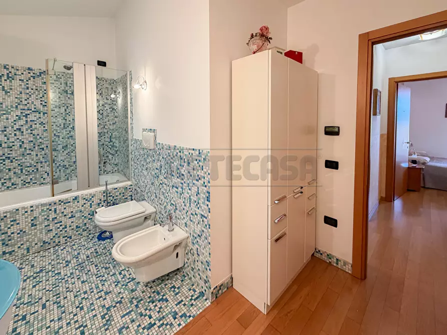 Immagine 22 di Porzione di casa in vendita  in Via Monte Summano a Costabissara