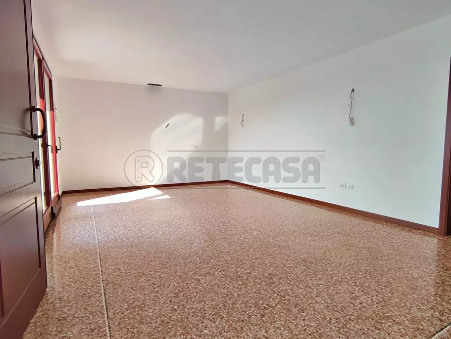 Immagine 11 di Porzione di casa in affitto  in Via Moretto 17 a Arzignano