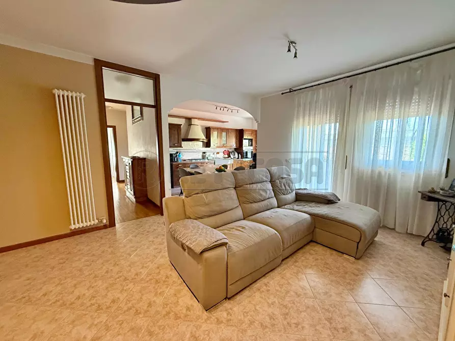 Immagine 3 di Bilocale in vendita  a Arzignano