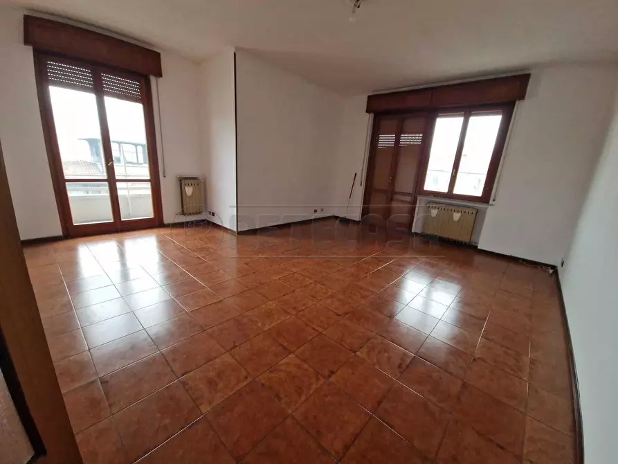 Immagine 1 di Quadrilocale in vendita  in Piazza Risorgimento a Cremona